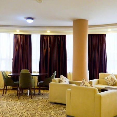 Holiday Hotel Αντίς Αμπέμπα Εξωτερικό φωτογραφία